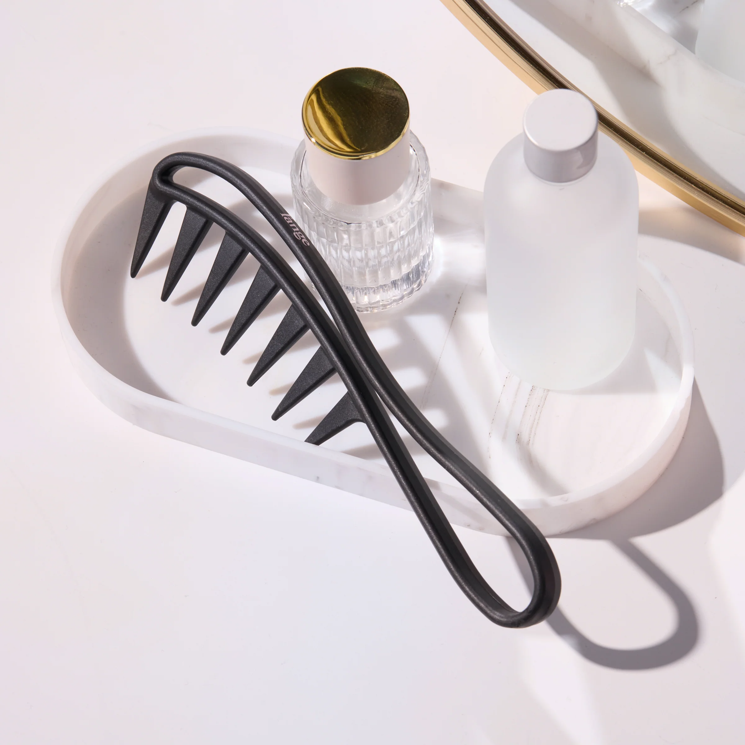 Carbon Fiber Comb Wide Tooth Detangler - Image 3