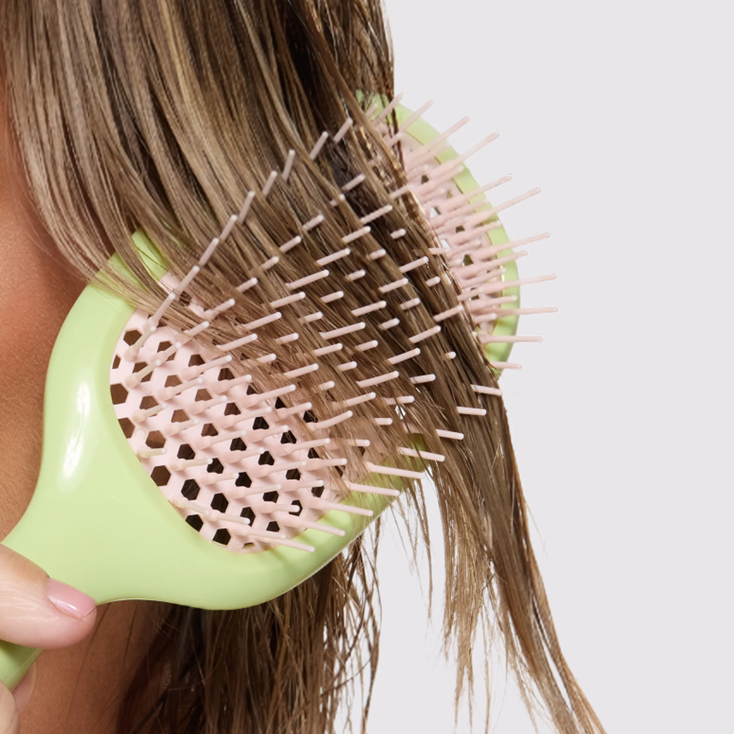 Detangling Vented Brush - Flexible Bristles - Image 9