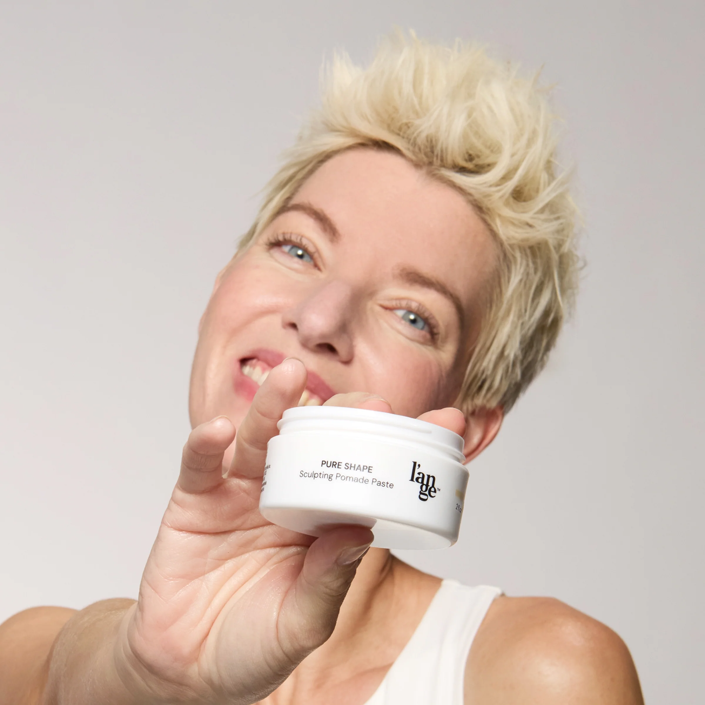 Pure Shape Sculpting Pomade Paste - Image 5