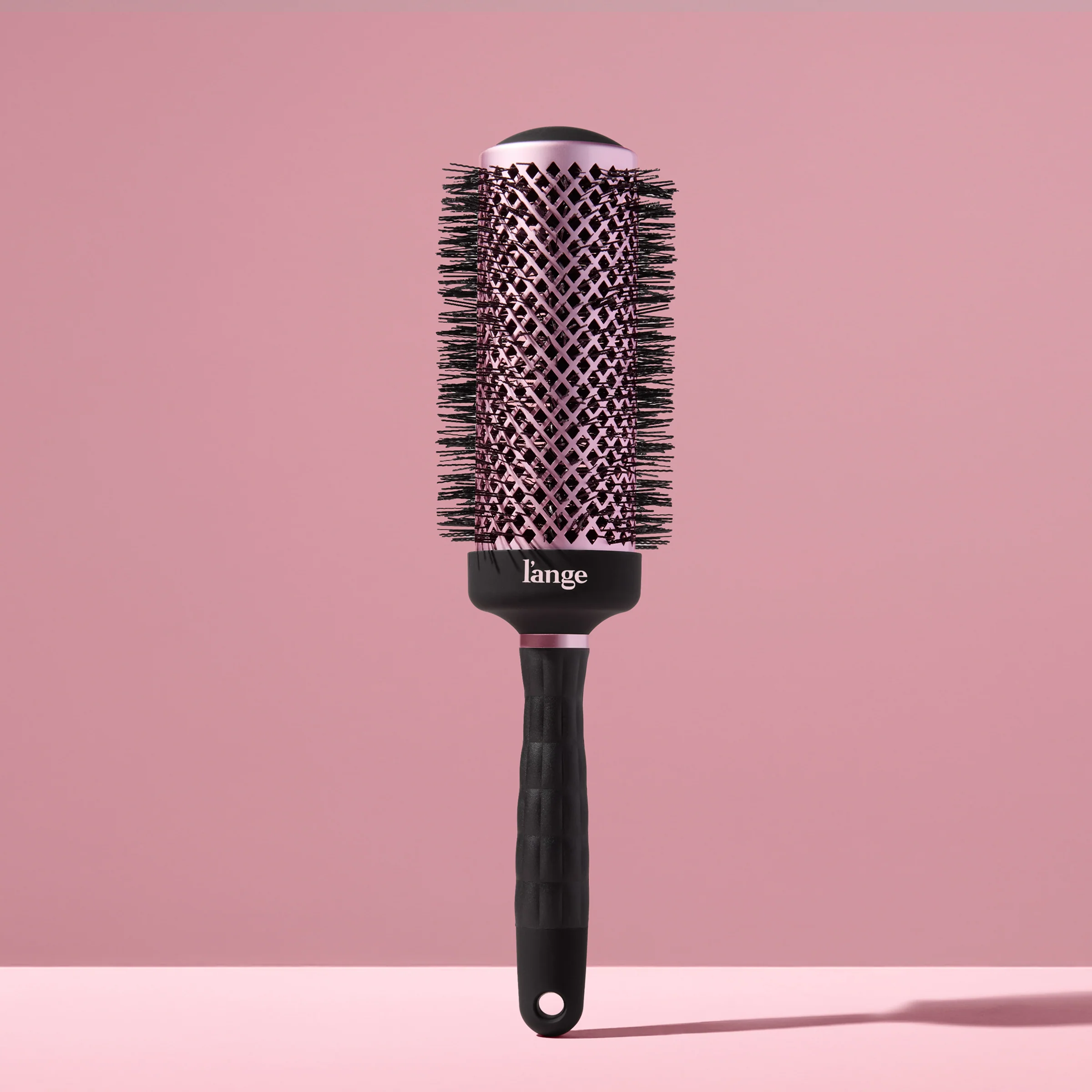 VolumePro Extra-Long Ceramic Ionic Barrel Round Brush - Image 7